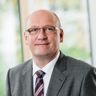 Das Foto zeigt das Bild des stellvertretenden Geschäftsführer der kvw, Herrn Christoph Thiemann.
